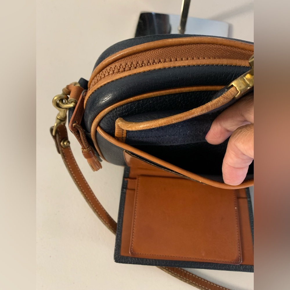 ππDooney & Bourke Crossbody/ Coin Purse AWL - Picture 7 of 16